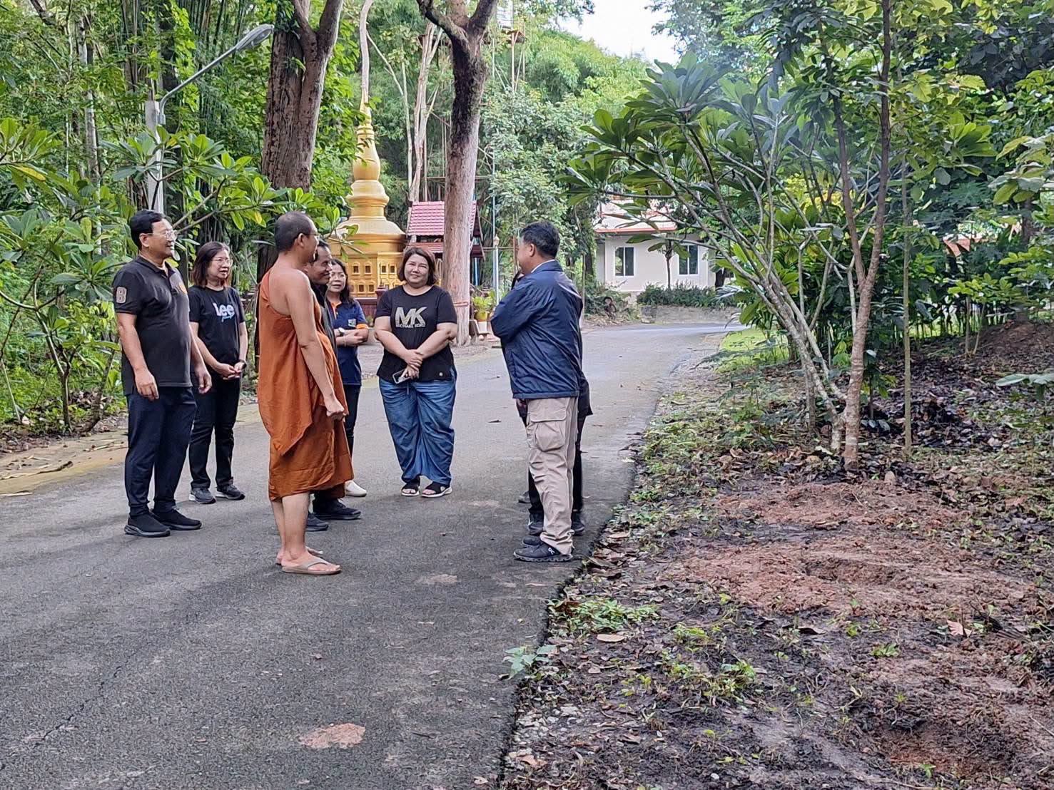 title - รองเลขาธิการ ส.ป.ก. ลงพื้นที่ตรวจเยี่ยมการเตรียมความพร้อม จัดโครงการ 